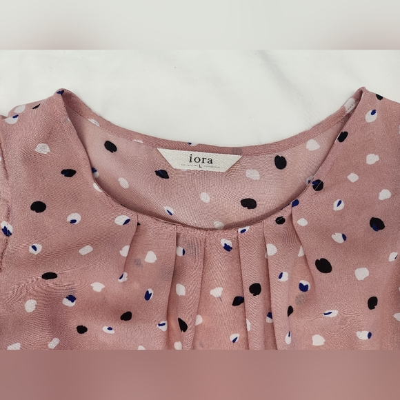 Iora Women's Crewneck, Ruffled Capped Sleeve Blouse Pink Polka Dot Size Large - Picture 3 of 5